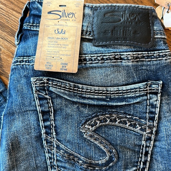 Nwt. Silver jeans - Picture 2 of 7